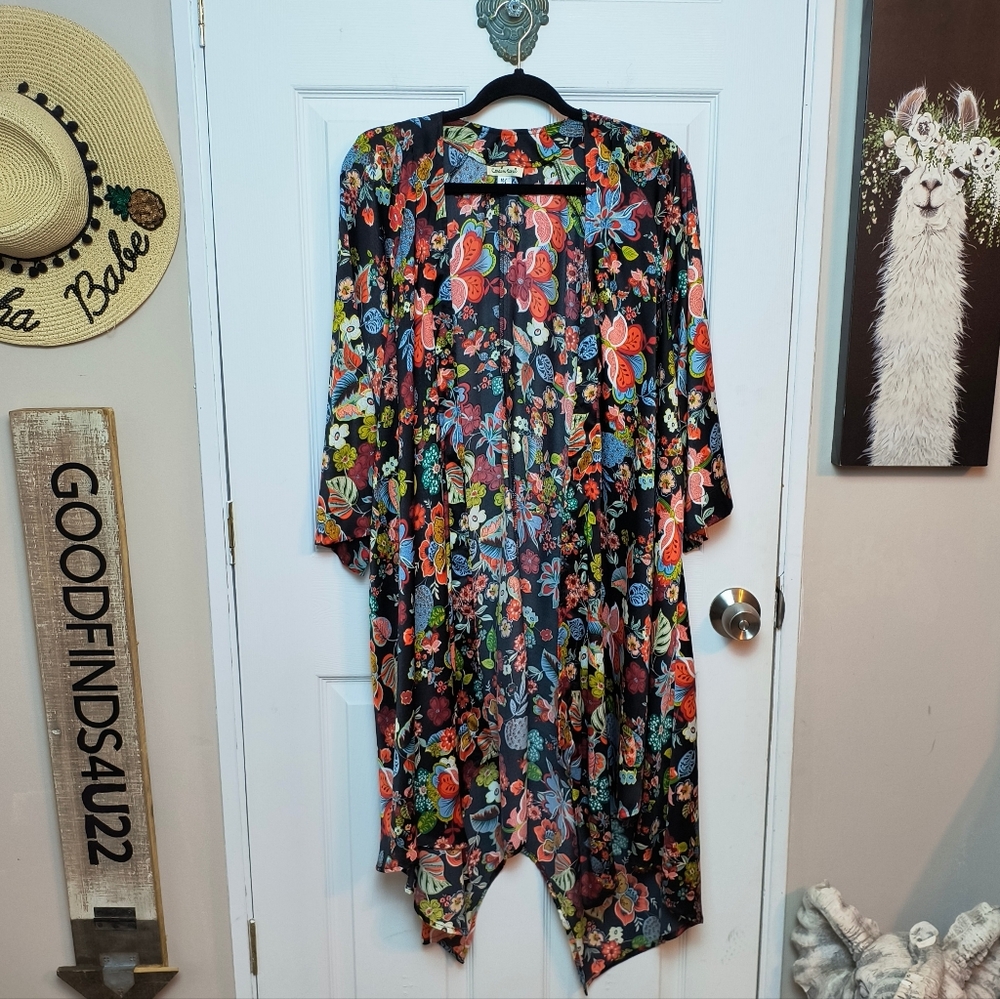Cousin Earl Floral Midi Length Kimono M/L